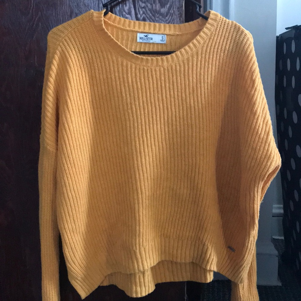 Hollister sweater - Picture 1 of 1